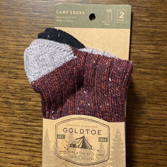 Signature Collection by Goldtoe Camp Socks 2 pair - Picture 2 of 4